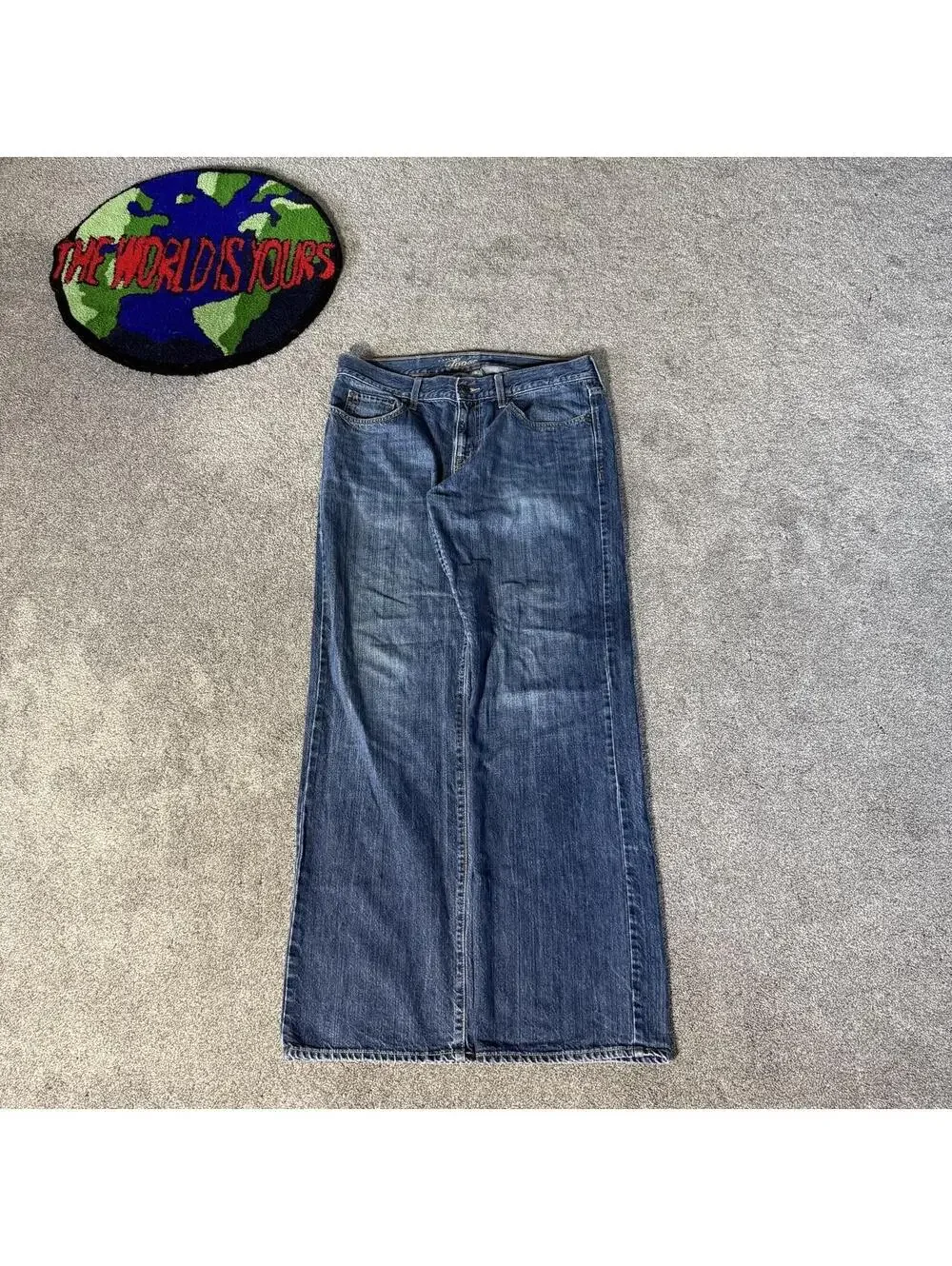 premium baggy y2k denim.